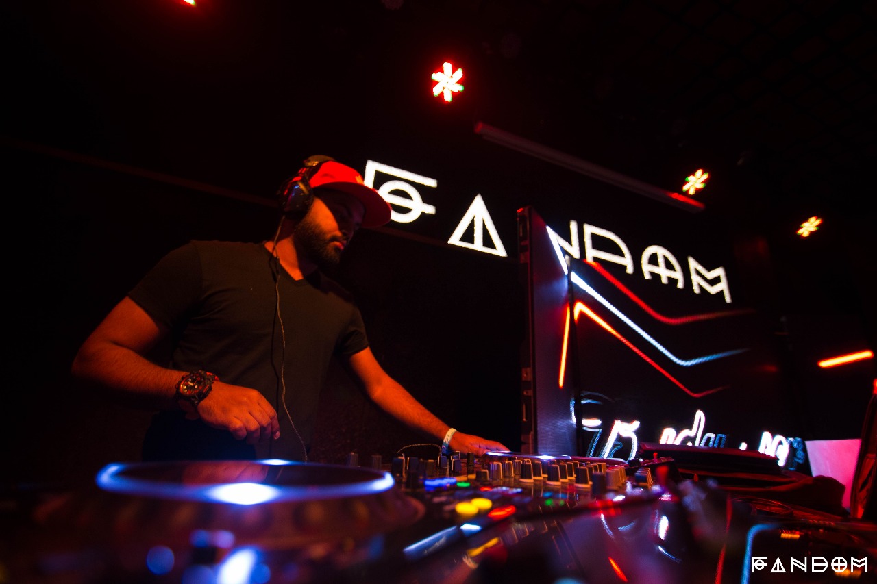 DJ Justin Performance